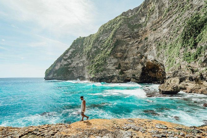 Full-Day Tour To Nusa Penida Bali - Kelingking Beach viewpoint: the T-rex-style cliff stop