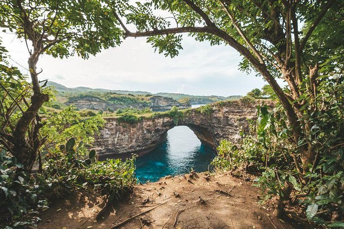 Full-Day Tour To Nusa Penida Bali - Lunch, water, tickets, and what $150 is really buying