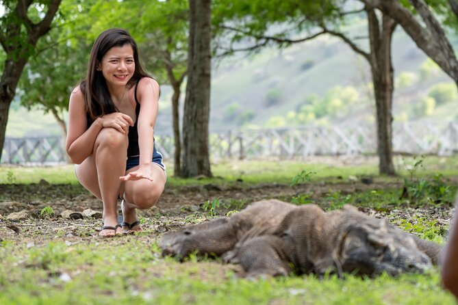 Full Day Trip to Explore 6 Destinations in Labuan Bajo and Komodo - Siaba Besar: coral reefs and reef-style snorkeling at the end