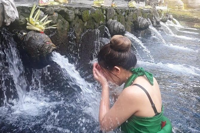 Full-Day Ubud Village including Mt Batur Tirta Empul and Sightseeing Tour - Price and time: what $78 buys for a long Bali day