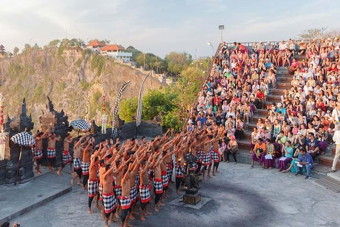 Garuda Wisnu Statue & Uluwatu Sunset, Kecak Fire Dance Tour - Garuda Wisnu Kencana Cultural Park: the 120-meter statue and the ticket reality