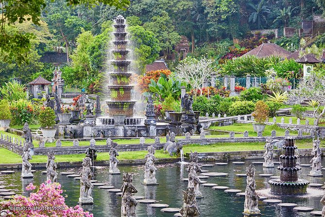 Gate Heaven of LEMPUYANG TEMPLE & East Bali Tours - Pantai Pasir Putih White Sand Beach: Turquoise Water and Pulau Paus Views