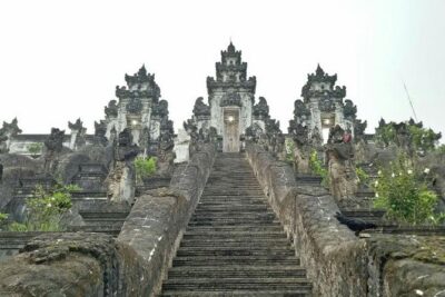 Gate of Heaven and the Amazing East Bali - Ababi rice fields: the short stop that makes the whole day feel rural