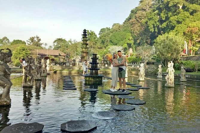Gate of Heaven and the Amazing East Bali - Transportation comfort: what you’re really buying with the included vehicle