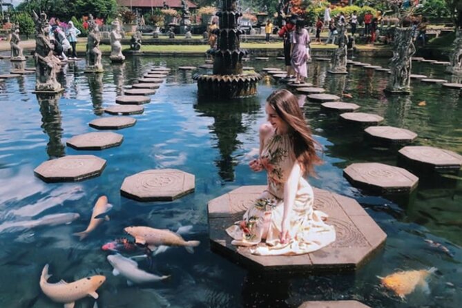 Gate of Heaven at Lempuyang Temple and East Bali Tour - Tirta Gangga: Royal Water Palace, Fish Pools, and Temples in the Water