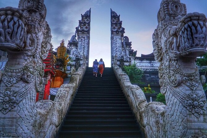 Gate of Heaven Tour With Guide : All-Inclusive Best Experience - Gate of Heaven at Lempuyang: the photo spot that runs on conditions
