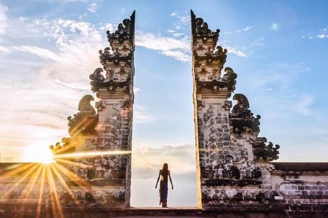 Gates of Heaven Temple and Blue Lagoon Snorkeling with All-inclusive - Lempuyang Temple: the Gates of Heaven moment you can plan around