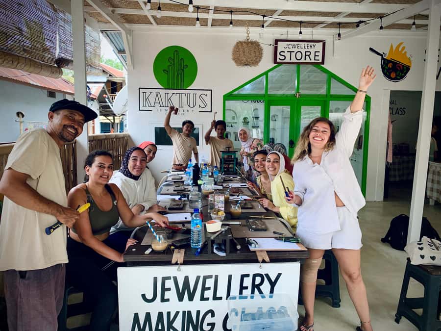 Gili Air: kaktus silver jewellery making class - Key things that make this class worth your time