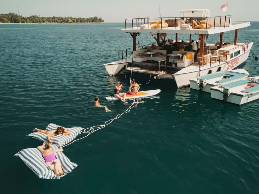 Gili Islands: 4-in-1 Catamaran Snorkeling Experience - A 5-Hour Catamaran That Packages the Gili Magic