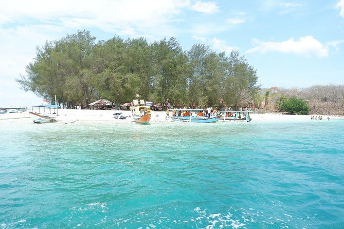 Gili Nanggu,Gili Kedis & Gili Sudak Hopping island & Snorkeling Tour - Gili Nanggu: clear water, colorful fish, and a simple island feel