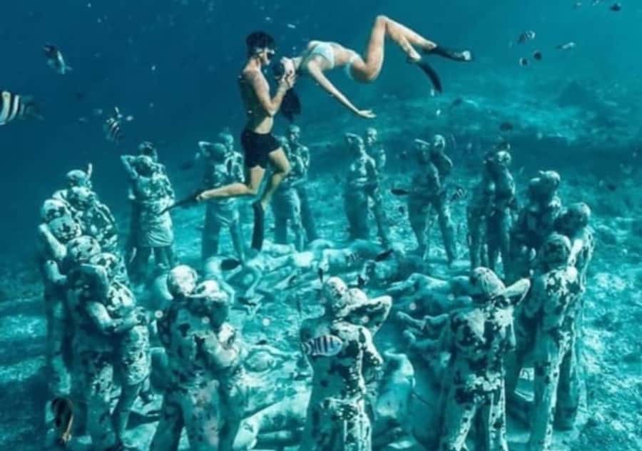 Gili T Island: Gili Snorkeling Day Trip Swim With Turtles - What to Bring (and What to Leave Behind) for a Smooth Day