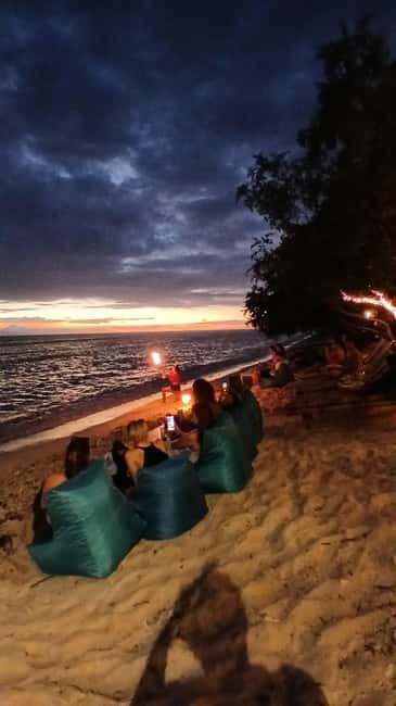 Gili Trawangan: Experience The Gili Fireshow with Cocktail - Beachfront Fire Dance at The Gili Beach Bar, Gili Trawangan