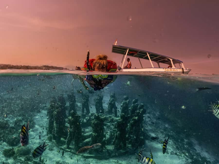 Gili Trawangan: Gili Islands Sunset Boat Tour and Snorkeling - A glass-bottom sunset on the Gili Islands, in 150 minutes