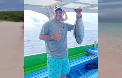 Gili Trawangan: Private Fishing Trip All Inclusive - Safety briefing, then bottom fishing where the crew finds the action
