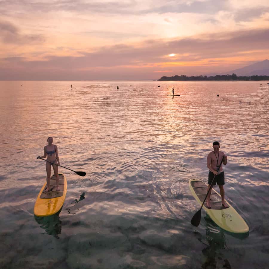 Gili Trawangan: Stand-Up Paddle with Drone Shot & Guide - Group Size and Instructor Support: Why 9 People Changes the Experience