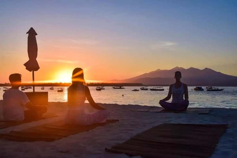 Gili Trawangan: Sunrise & Sunset Beach Yoga on Gili Island - What Happens During the 1-Hour Class (Gentle Flow Plus Mind Work)
