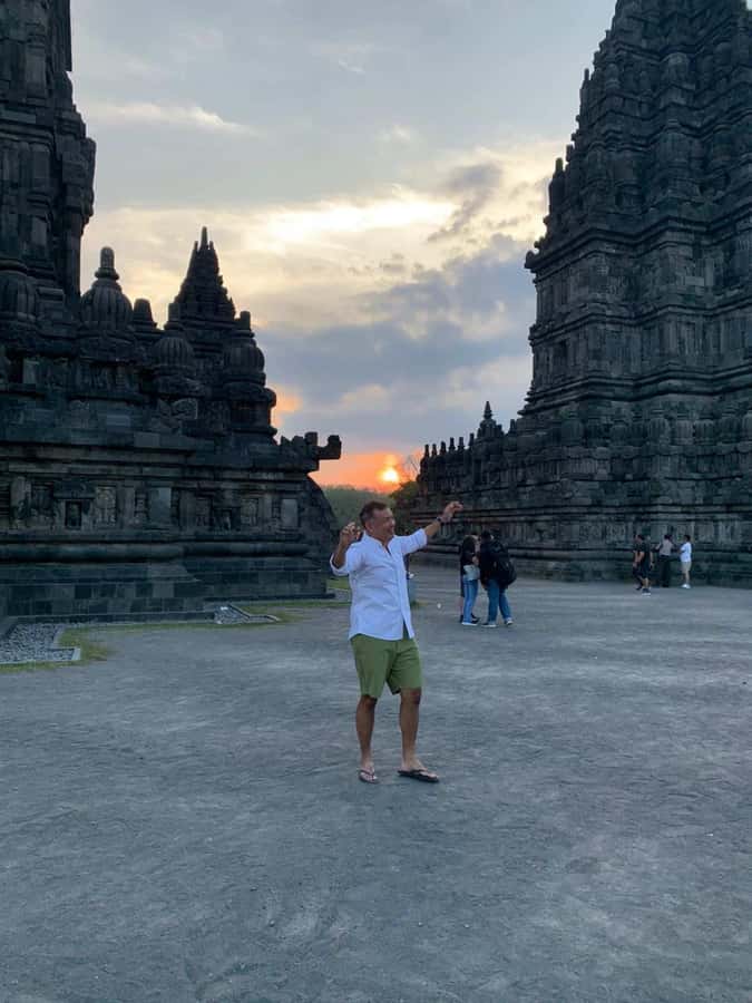 Guarantee Borobudur Temple Structure & Prambanan. - Prambanan: guided highlights plus a market stop