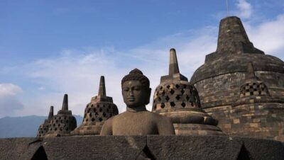 Guaranteed Borobudur Climb, Prambanan, and Entry Tickets - Borobudur Temple Walk: What Your Guide Helps You Notice
