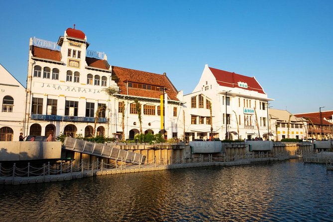 Half Day 5 Hours Jakarta City Tour - Hotel pickup and air-conditioned transport: the real value of a $70 city tour