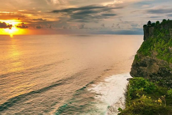 Half Day Bali Private: Uluwatu Cliff Temple and Jimbaran Bay Tour - How the 2:30 pm start sets up your Uluwatu sunset photos