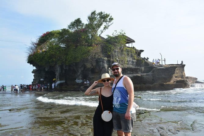 Half Day Bali Shopping Art Village Private Tour - Mas Wood Carving Center: Where Balinese Curves Get Real