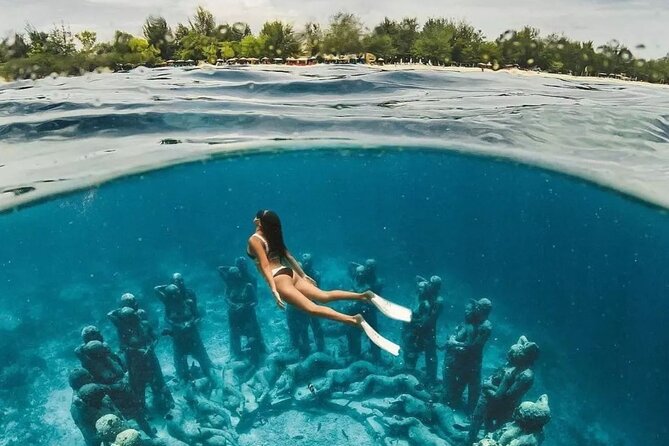 Half-Day Private Guided Snorkeling Turtles Underwater Statues - Stop 1 on Gili Trawangan: the underwater Vespa and a fun entry into the reef world