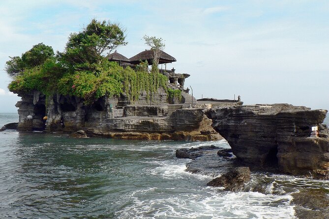 Half-Day Private Tanah Lot Sunset Tour - Tanah Lot Sunset: The Wave-Swept Rock Temple and the Reality of Crowds (Stop 3)