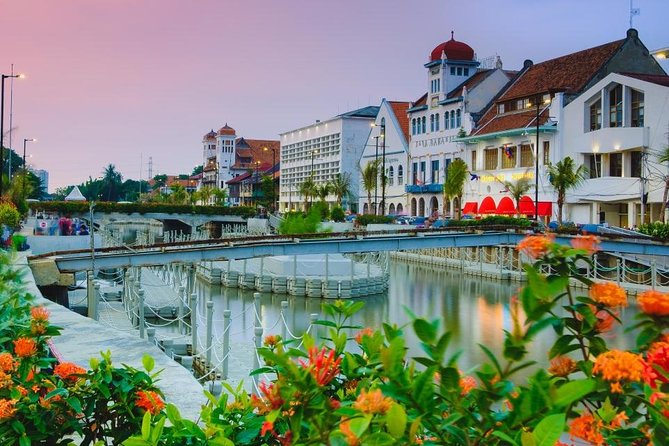 Halfday Excursion Old city Batavia with Lunch and Souvenir - Sunda Kelapa Old Port: where Jakarta’s maritime past still breathes