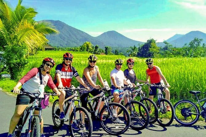 Halo Bike Cycling Tour Downhill - Yoga’s House Lunch: Authentic Home-Style Food and a Short Cooking Class