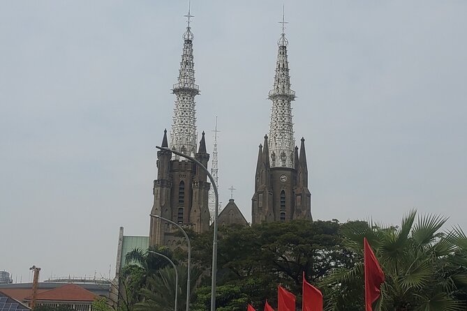 Highlights of Jakarta City : Half-Day Tour All around Jakarta - Price and value: $48.05 that mostly stays in-bounds