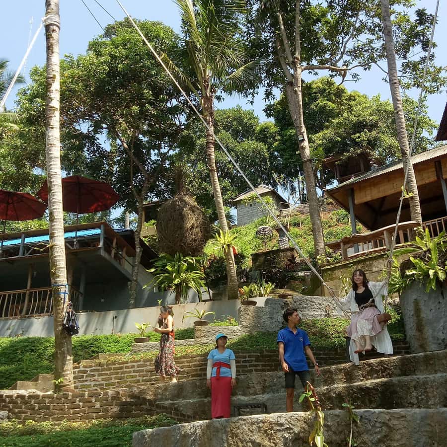 Hire Bali Driver As Your Guide - Waterfalls: Two Styles, Two Kinds of Weather Risk