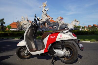 Honda Scoopy Rental in Bali - The Handover: Safety Gear Plus Clear Rules
