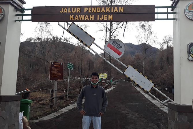 Ijen Crater Private Guided Trekking Tour From Bali - Door-to-Door Timing From Bali: 2:00 pm Start and an Overnight Return