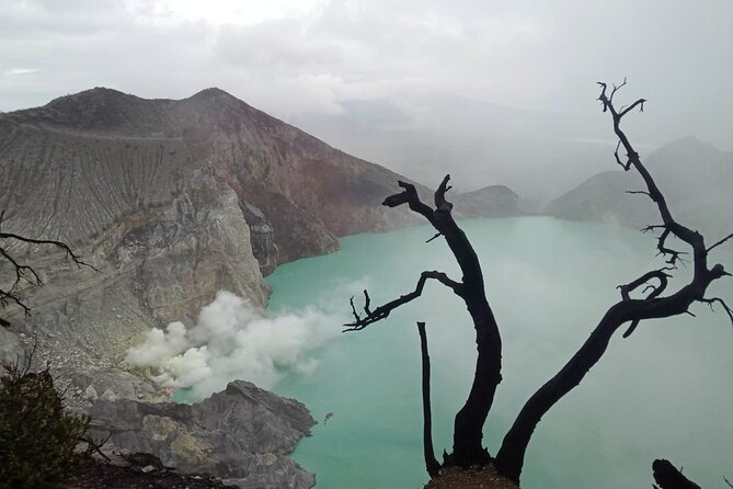 Ijen Crater Private Guided Trekking Tour From Bali - Food, Rest, and Comfort: Simple Means Simple