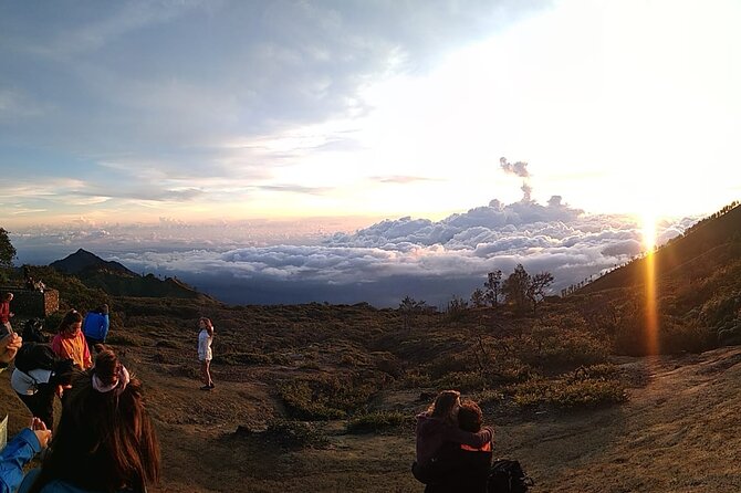 Ijen Crater Tour From Bali 1 Day - The Sulfur Miners Moment: Seeing the Human Side of Ijen