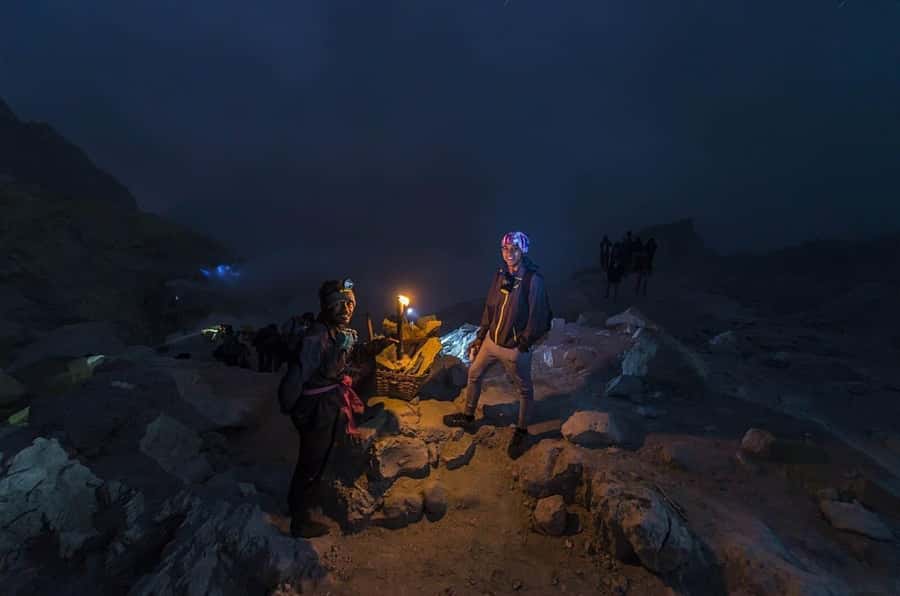 Ijen Private Guided Tour with Sunrise from Bali or West Java - Paltuding camping ground break: where the hike starts to feel real