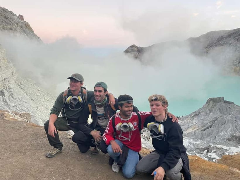 Ijen Volcano Midnight Hike with Blue Fire & Guide (SHARING) - Why Ijen at midnight is such a strange kind of fun