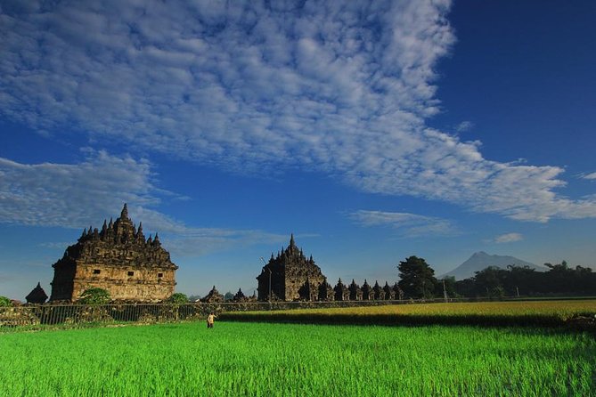 Indonesia Escape (Yogyakarta) - Prambanan Temple Complex: the UNESCO counterpart that balances your day