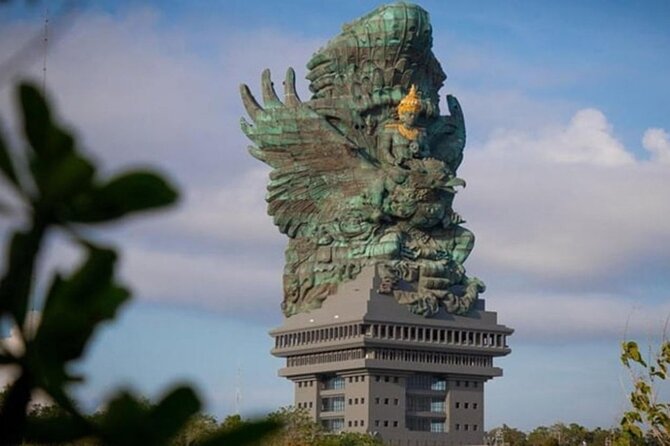 Indonesia: Garuda Wisnu Kencana - KECAK at 18.00 WITA: why this finale is worth structuring your time