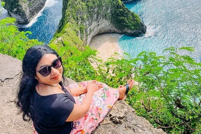 Instagram Iconic Nusa Penida Tour (All-Inclusive) - Atuh Beach: white sand, arch views, and cliffy drama