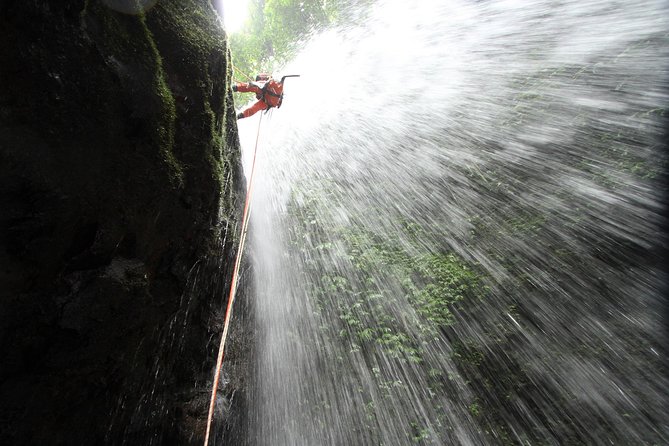 Intermediate canyoning trip in Bali " Samba canyon " - Pickup to basecamp: how the schedule keeps the day smooth