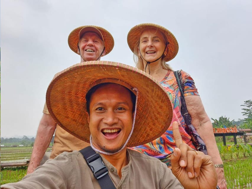 Jakarta Bogor Botanical Garden, Waterfall and Rice Terrace - Who should book this Bogor botanical garden and waterfall day trip?