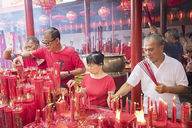 Jakarta Full-Day Highlights Tour with Transfer - Makutharama Puppet Studio and Kota Intan Drawbridge: A Culture Stop That May Split Your Priorities