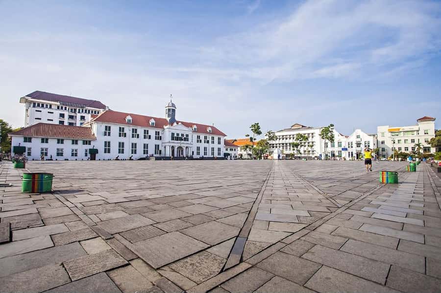 Jakarta: Full-Day Highlights Tour - Istiqlal Mosque and Jakarta Cathedral: Two Major Religious Landmarks in One Loop