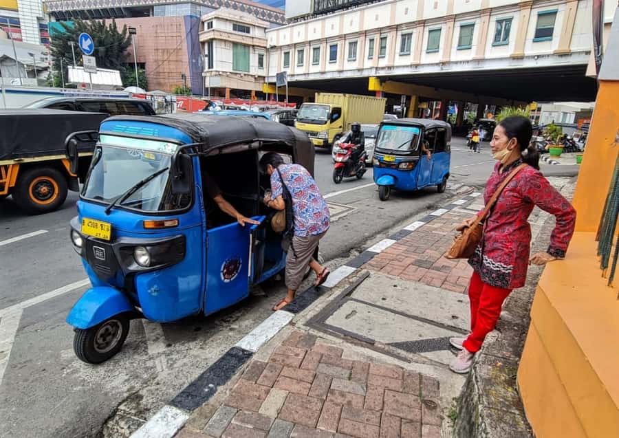 Jakarta: Highlights Capital City with Canal Boat Tour - Practical tips so you’re comfortable from Sunda Kelapa to MONAS