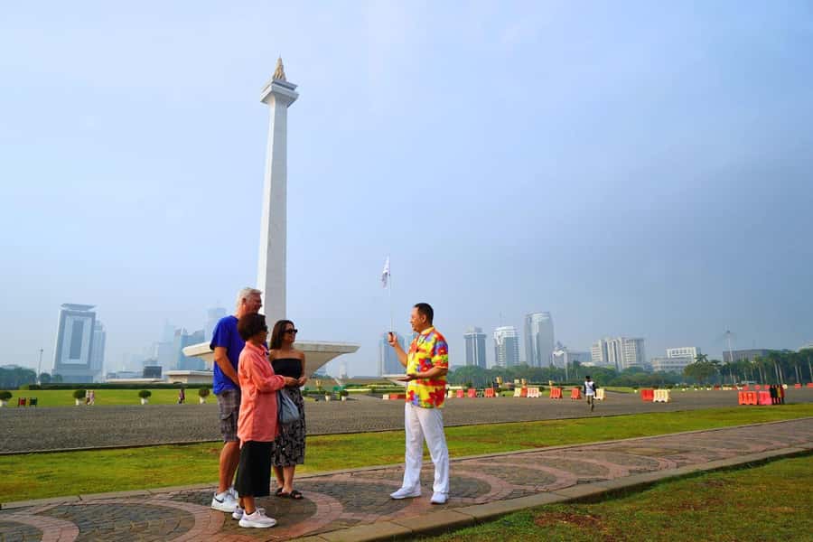 Jakarta: Highlights of Jakarta Group Tour w/ Hotel Transfer - How the 6-Hour Jakarta Highlights Tour Actually Plays Out