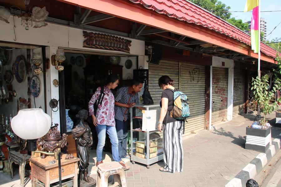 Jakarta Night Life Tour with highlight and food tour - Key points that make this tour worth a look