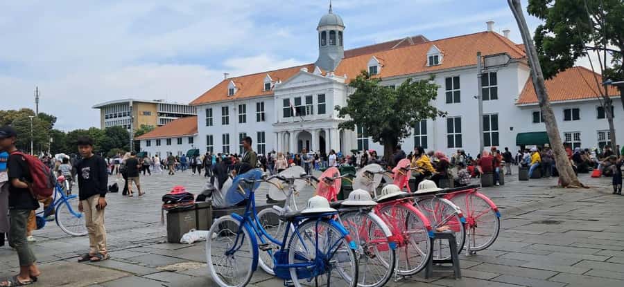 Jakarta: Private Car Charter with Professional Driver - Key takeaways before you book