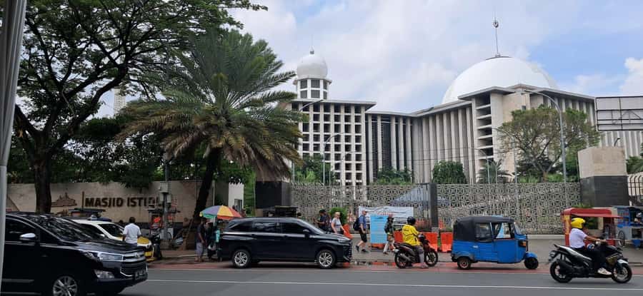 Jakarta: Private Car Charter with Professional Driver - Practical Tips for Your Best Day in a Private Charter
