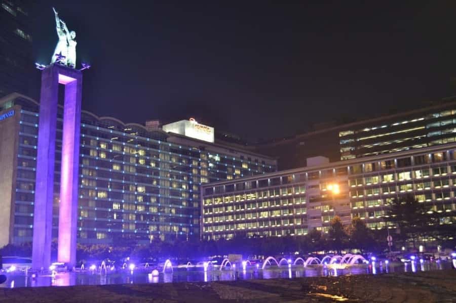 Jakarta: Private Guided Sightseeing & Street Food Night Tour - Pickup, private pacing, and what “flexible” means in real life